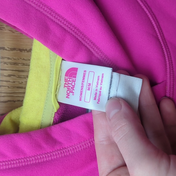 The North Face Hot Pink Sweatshirt Hoodie, Size Medium - Picture 3 of 5